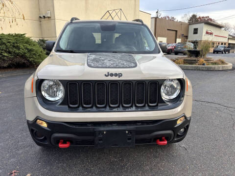 2017 Jeep Renegade Deserthawk