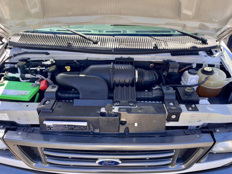 2006 Ford E-Series E-350 SD XL
