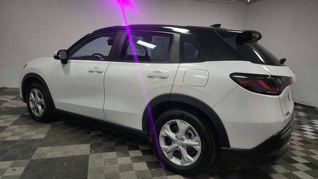 2025 Honda HR-V LX