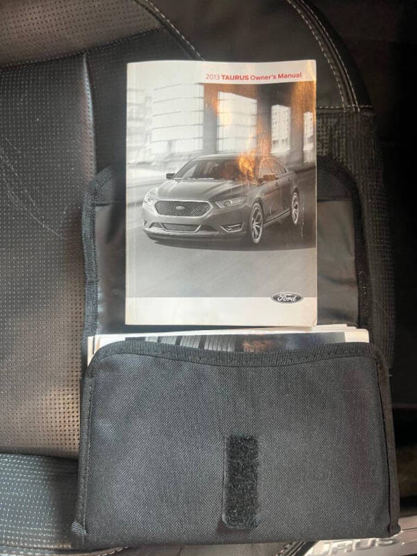 2013 Ford Taurus Limited