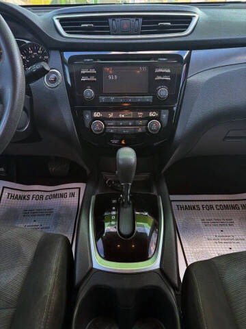 2016 Nissan Rogue SV