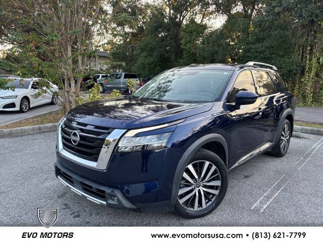 2022 Nissan Pathfinder Platinum