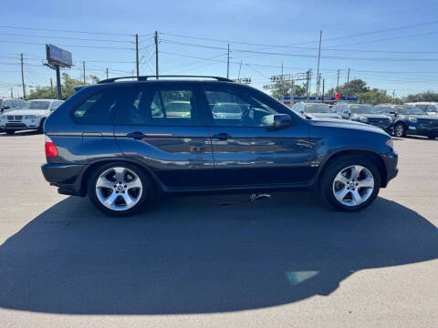 2005 BMW X5 4.4i