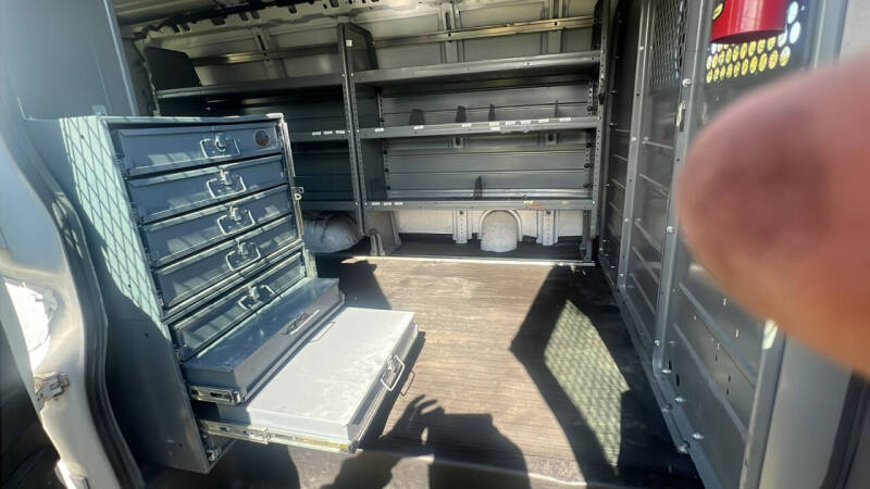 2019 GMC Savana 2500