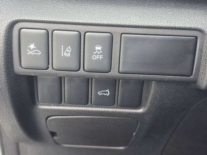 2025 Mitsubishi Eclipse Cross SE