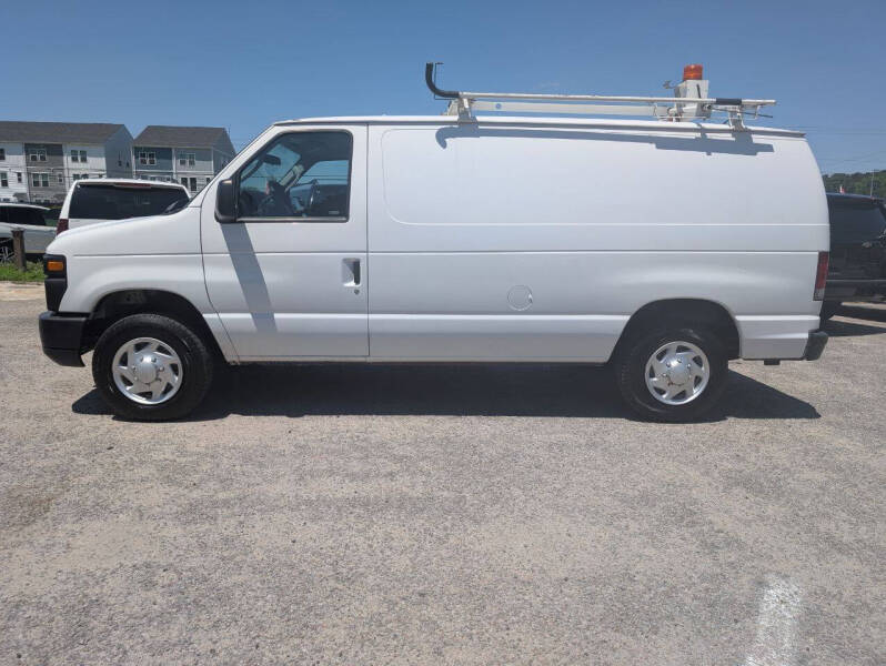 2014 Ford E-Series E-150