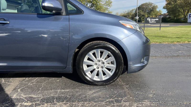 2017 Toyota Sienna Limited 7-Passenger