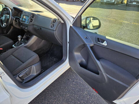 2018 Volkswagen Tiguan Limited 2.0T 4Motion