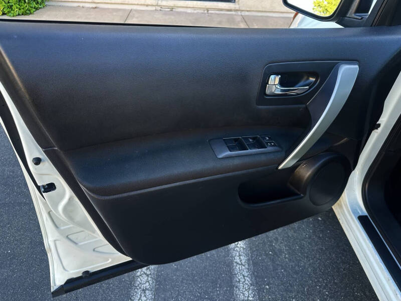 2014 Nissan Rogue Select S