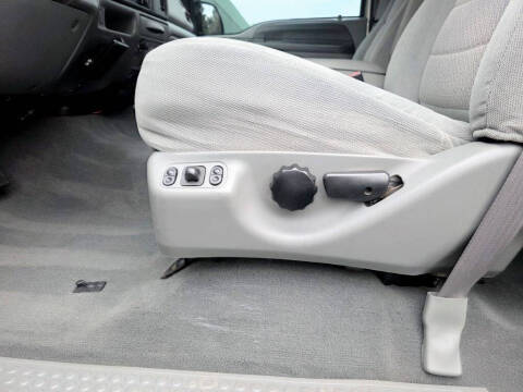 2004 Ford Excursion XLT
