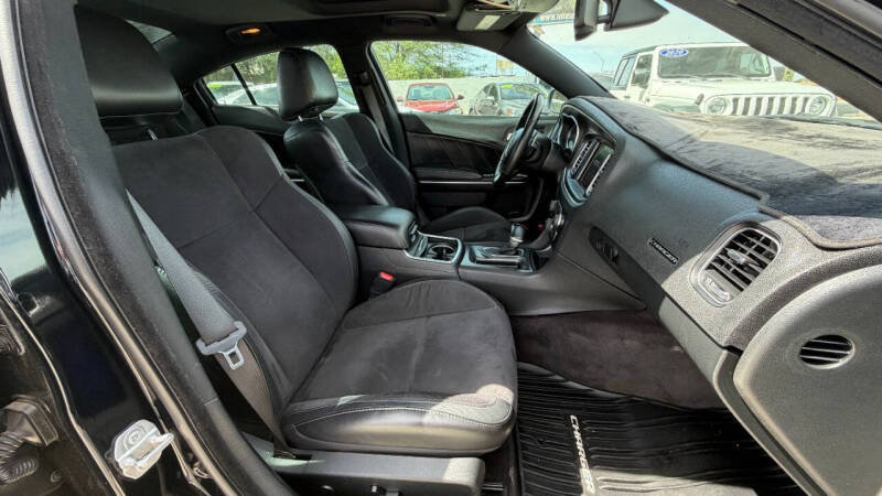 2018 Dodge Charger SXT Plus