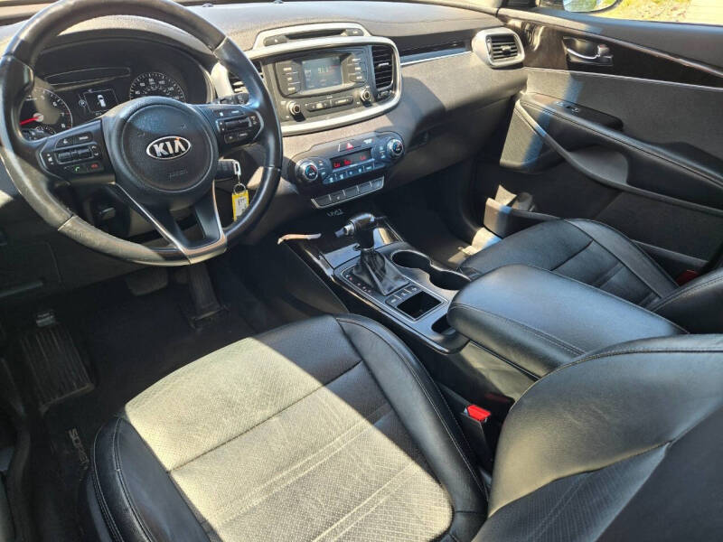 2016 Kia Sorento EX V6
