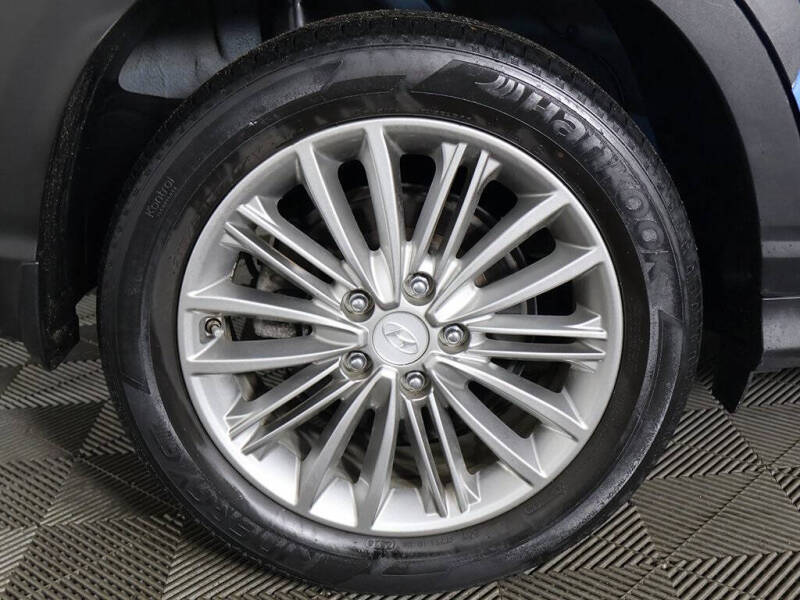 2020 Hyundai Kona SEL