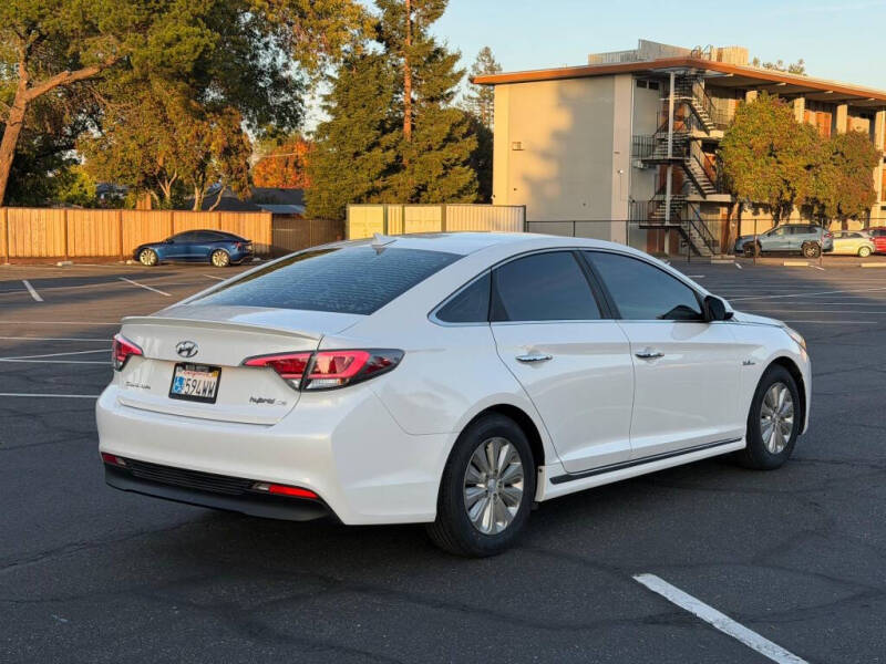 2016 Hyundai Sonata Hybrid SE