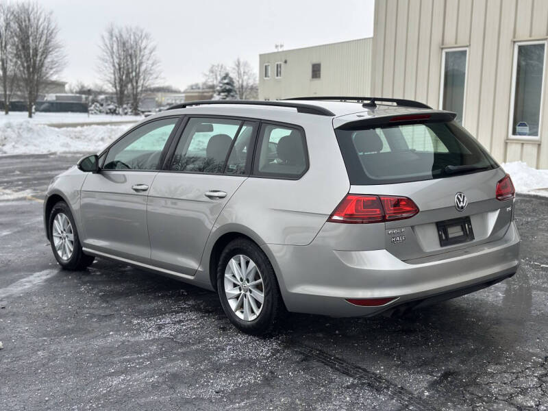 2016 Volkswagen Golf SportWagen TSI S