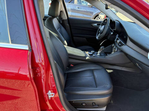 2017 Alfa Romeo Giulia Ti