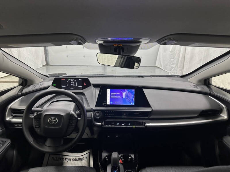 2025 Toyota Prius LE