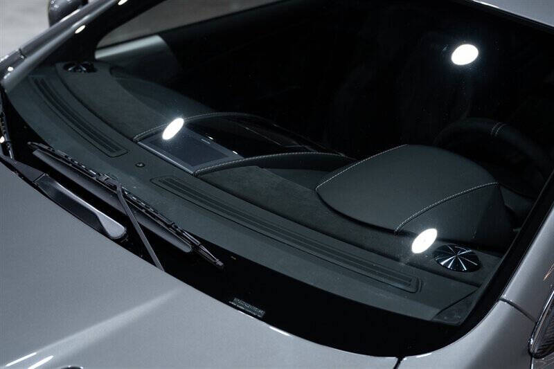 2010 Aston Martin DBS