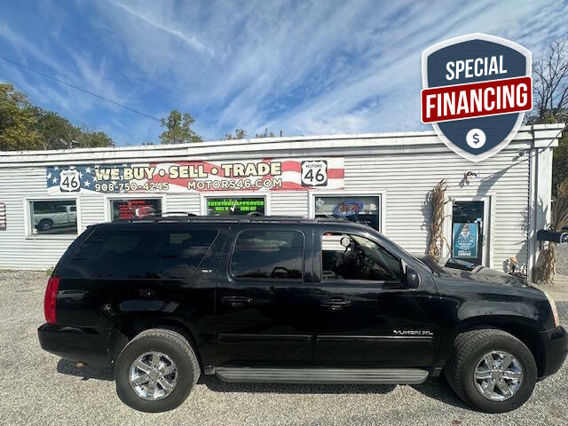 2011 GMC Yukon XL SLT photo 2