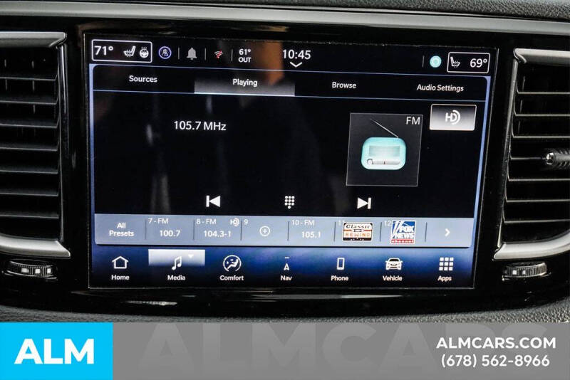 2024 Chrysler Pacifica Plug-In Hybrid Select