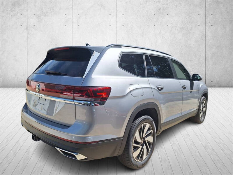 2025 Volkswagen Atlas SE