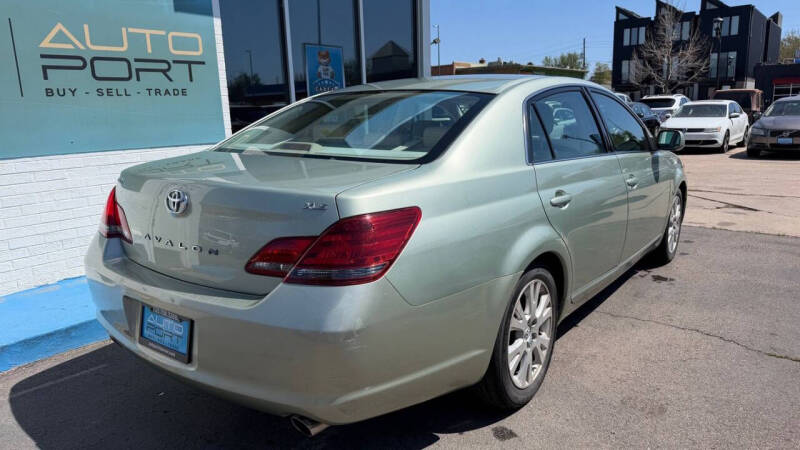 2008 Toyota Avalon