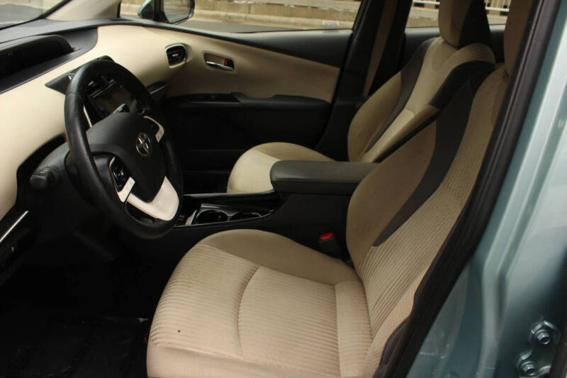 2017 Toyota Prius