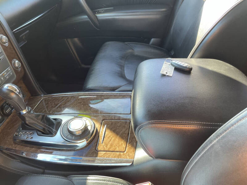 2017 Infiniti QX80 Limited