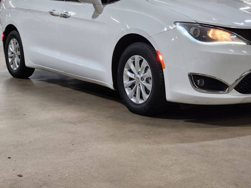 2018 Chrysler Pacifica Touring Plus