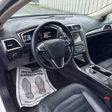 2018 Ford Fusion Hybrid SE