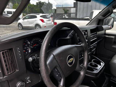 2017 Chevrolet Express 2500