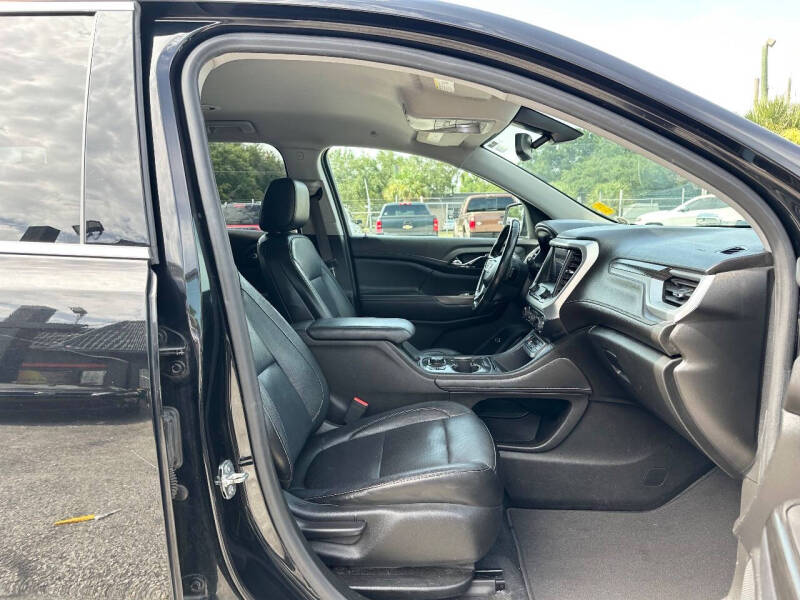 2020 GMC Acadia SLT