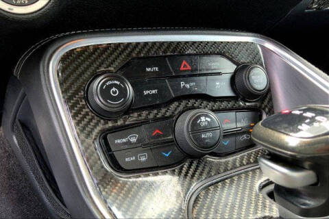 2017 Dodge Challenger R/T Plus