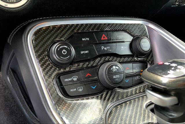 2017 Dodge Challenger R/T Plus