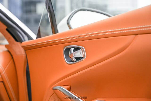 2021 Aston Martin DBX