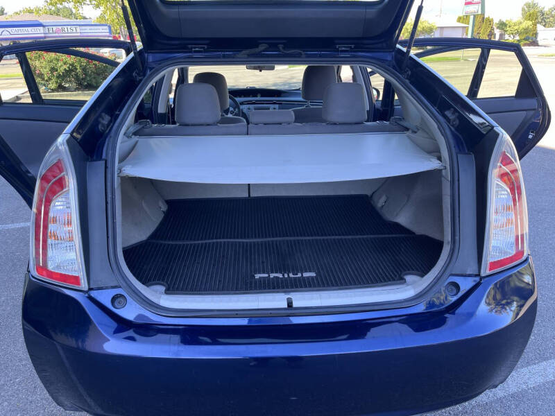 2015 Toyota Prius Three