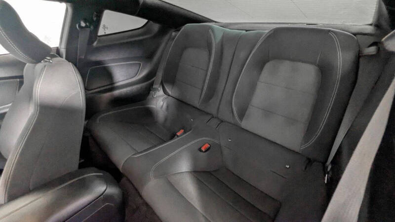 2015 Ford Mustang V6