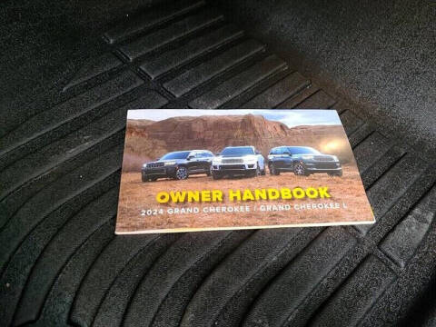 2024 Jeep Grand Cherokee Anniversary Edition 4xe