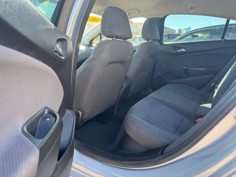 2018 Chevrolet Cruze LT Auto