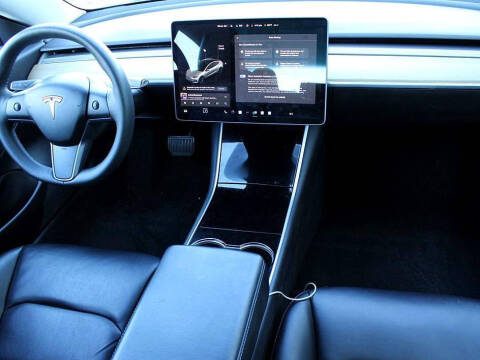 2020 Tesla Model 3 Standard Range Plus