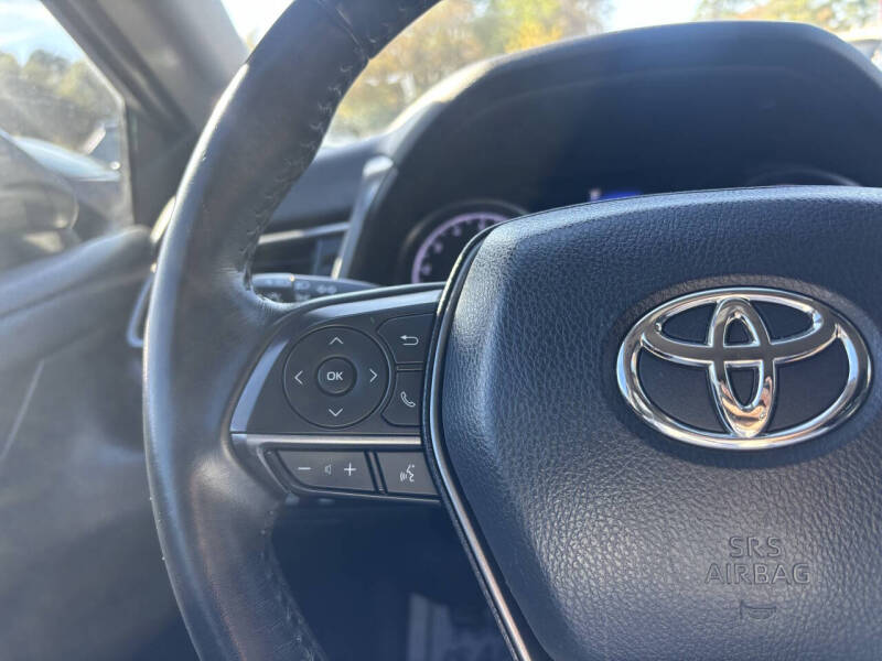 2022 Toyota Camry SE