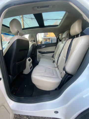 2017 Ford Edge Titanium