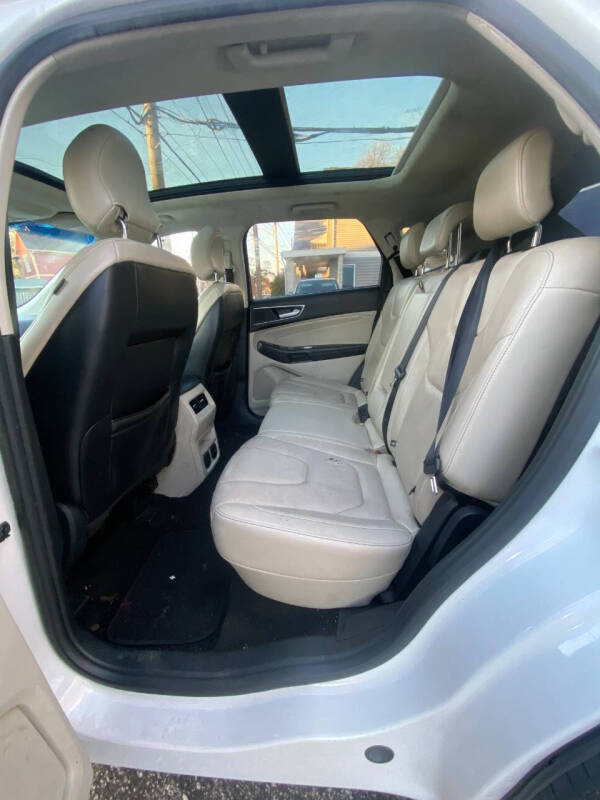 2017 Ford Edge Titanium