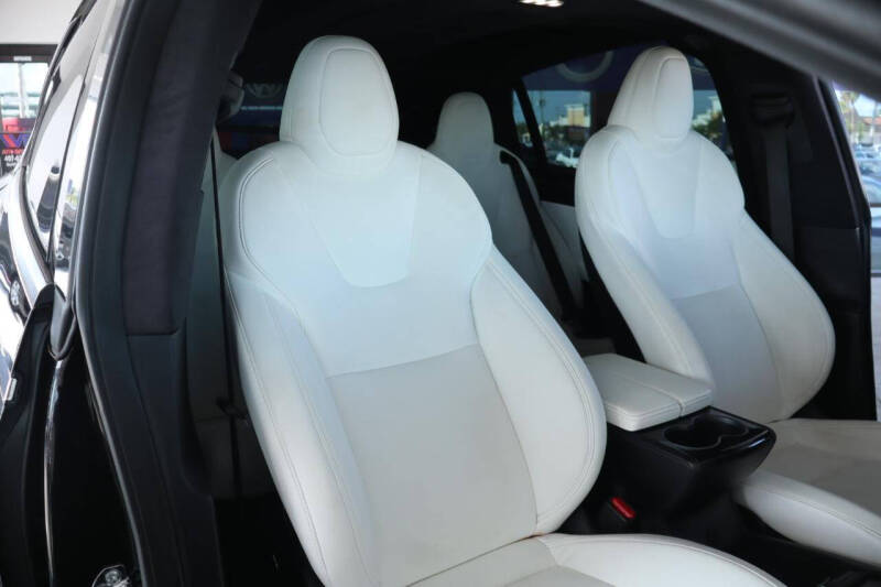 2021 Tesla Model X Long Range Plus