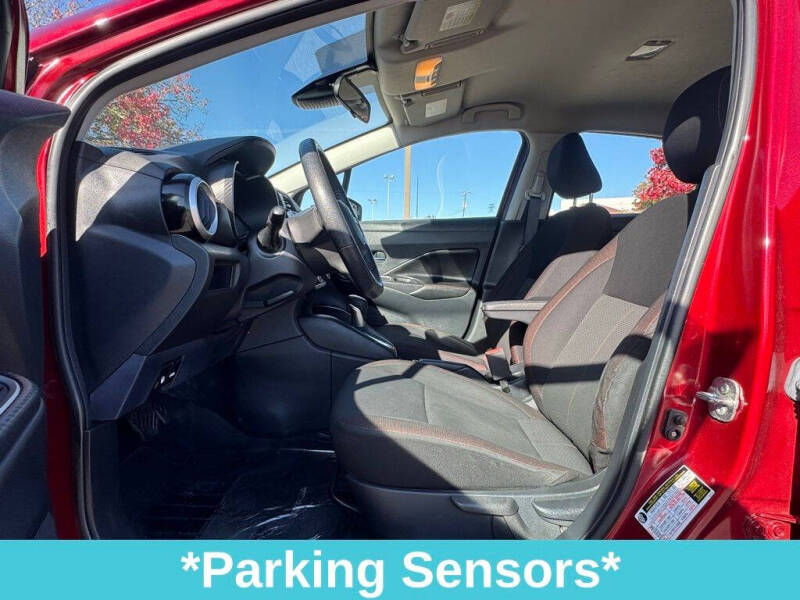 2021 Nissan Versa SR