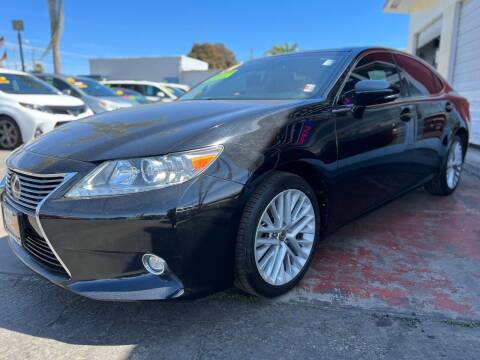 2014 Lexus ES 350 for sale at Auto Max of Ventura in Ventura CA