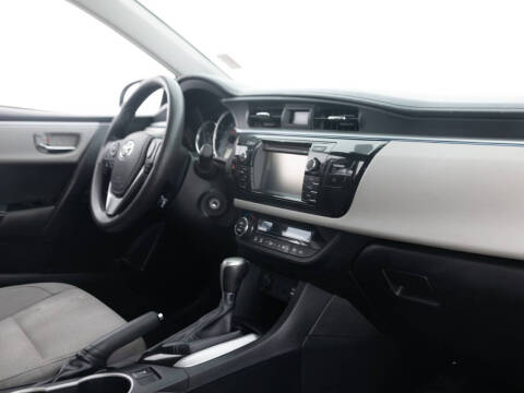 2015 Toyota Corolla LE Plus