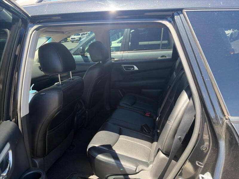 2015 Nissan Pathfinder Platinum