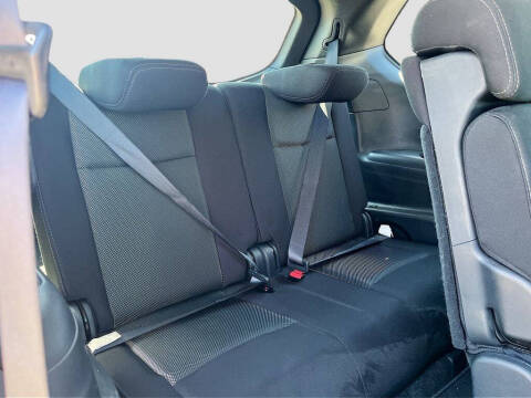 2017 Nissan Pathfinder SV
