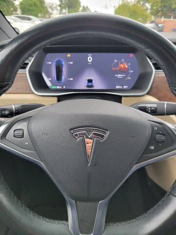 2016 Tesla Model X 90D